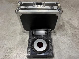 Pioneer CDJ-2000 Nexus + Flightcase