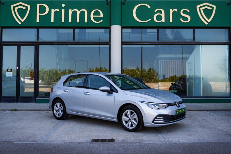 Volkswagen Golf 8 Life 1.0 TSI 2024