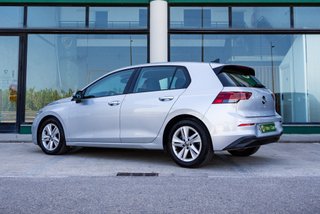 Volkswagen Golf 2024
