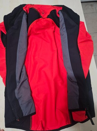 Giacca Montura uomo rossa e nera
