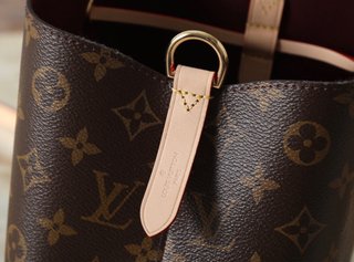 Borsa secchiello monogram