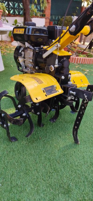 Motocultor