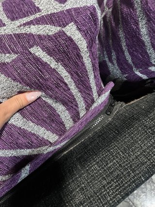 Sofá 2 plazas morado y negro