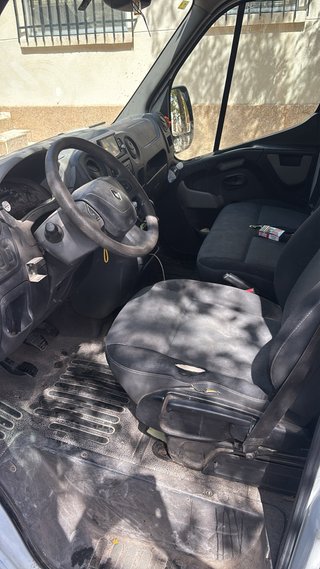 Renault master