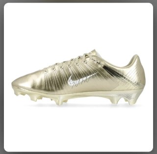 Zapatillas Fútbol Nike Doradas