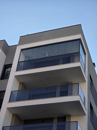 Cerramiento Cortinas de Cristal
