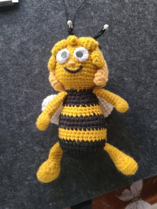 Muñeco Abeja Maya Amigurumi Colgante