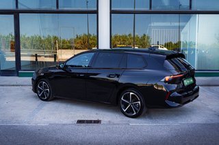 Opel Astra 2025