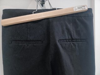 Pantalón pitillo Mango negro T.36