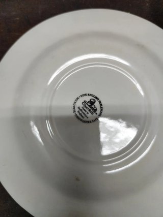 Plato vajilla Churchill azul y blanco