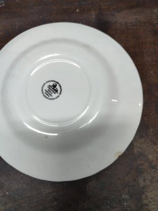 Plato vajilla Churchill azul y blanco