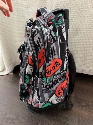 Mochila Totto Estilo Mangacon ruedas