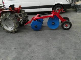 Grada de discos agrícola