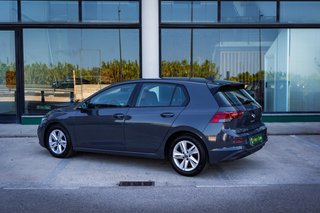 Volkswagen Golf 2024