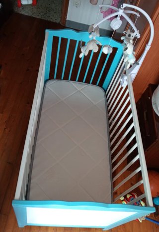 Cuna para bebé buen estado