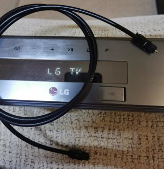 Subwoofer Bose +  regalo Barra LG + mando