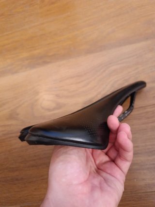 Sillín Specialized Carbón 143mm