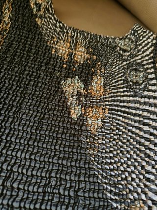 Blusa arrugada colores neutros