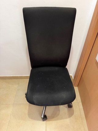 Silla de escritorio negra