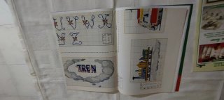 17 revistas variadas de punto de cruz.