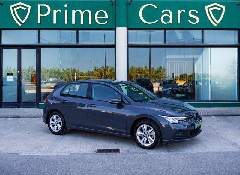 Volkswagen Golf 8 Variant Life 1.0 eTSI 2024