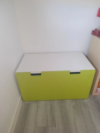 Baúl infantil almacenamiento blanco y verde