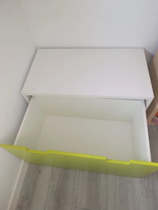 Baúl infantil almacenamiento blanco y verde