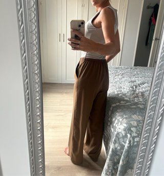 Pantalón fluido
