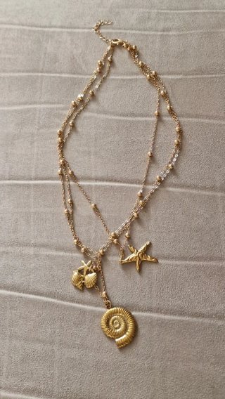 Collana Zara con conchiglie e stelle marine