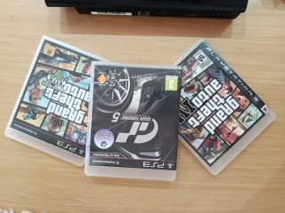 PlayStation 3 + 3 Juegos