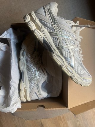ASICS Gel-Cumulus 16 gris/blanco