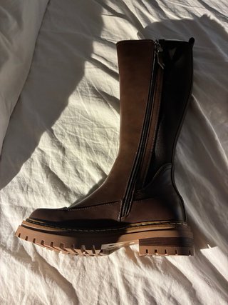 Botas altas marrones nuevas