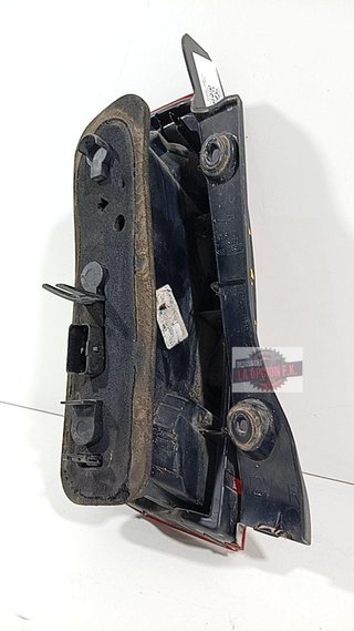 PILOTO TRASERO DERECHO Nissan Micra (K12E)(11.2002->)