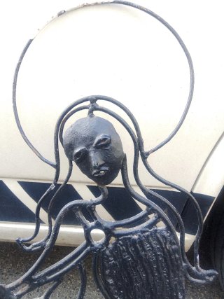 Virgen de forja artesanal