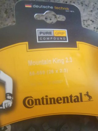 Cubierta Continental Mountain King 26x2.3 nueva