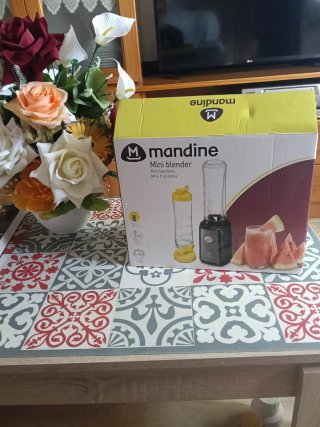 Licuadora Mandine nueva