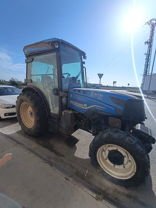Tractor New Holland T4.100FC