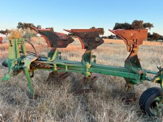 Vertederas reversibles para arado