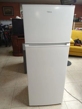 Nevera Teka poco uso como nueva