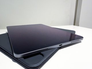iPad Air 5 M1 256GB + Teclado + Lápiz