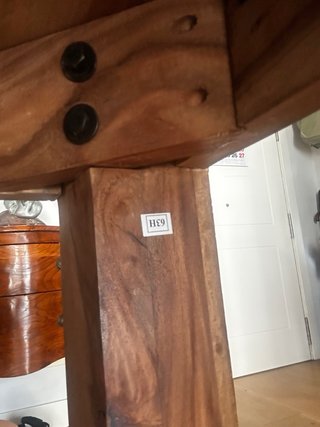 Mesa de comedor de madera grande