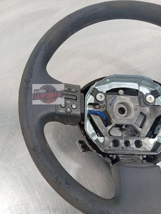 VOLANTE Nissan Micra (K12E)(11.2002->)