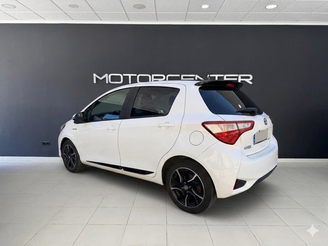 Toyota Yaris 1.5 Hybrid Active