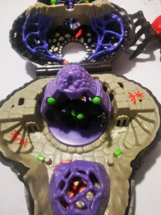 Mighty Max Trapped by Arachnoid 1992 Completo