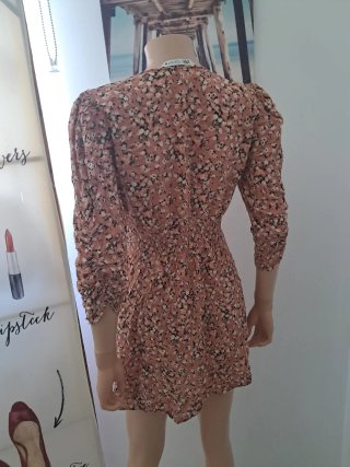 Vestido mini floral Zara