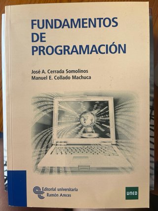 Vendo libros de la carrera de ADE de la uned