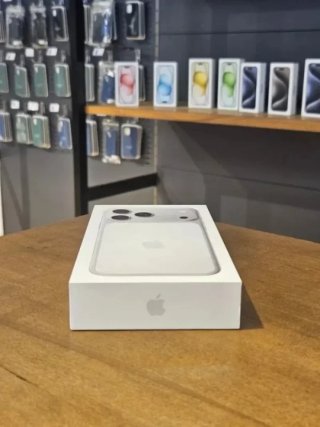 IPHONE 17 PRO MAX 256GB PLATA PRECINTADO