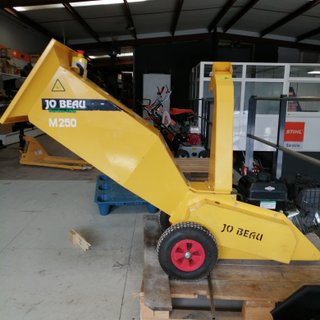 Trituradora de ramas Jo Beau M250