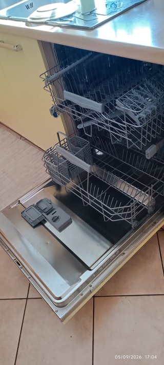 Cucina di pregio completa con elettrodomestici