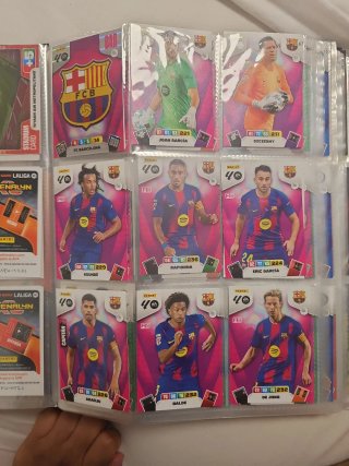 Álbum Panini Adrenalyn XL 2025-26